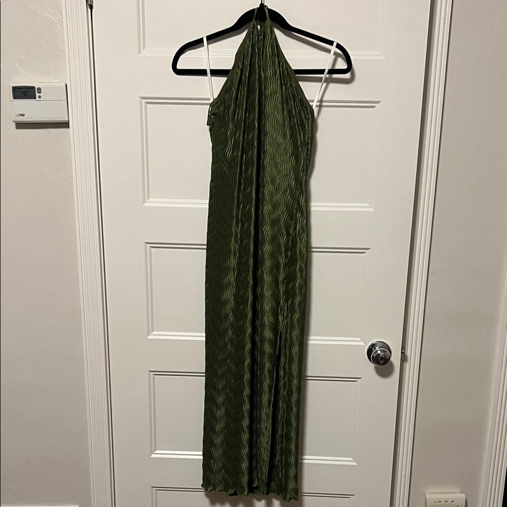 Elegant Green Halter Midi Dress